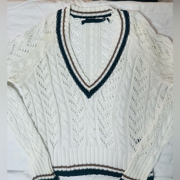 Vintage L.A.M.B White Varsity V-Neck sweater - Picture 2 of 8